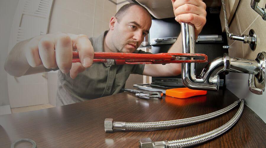 Local annual plumbing maintenance in Sarasota, FL
